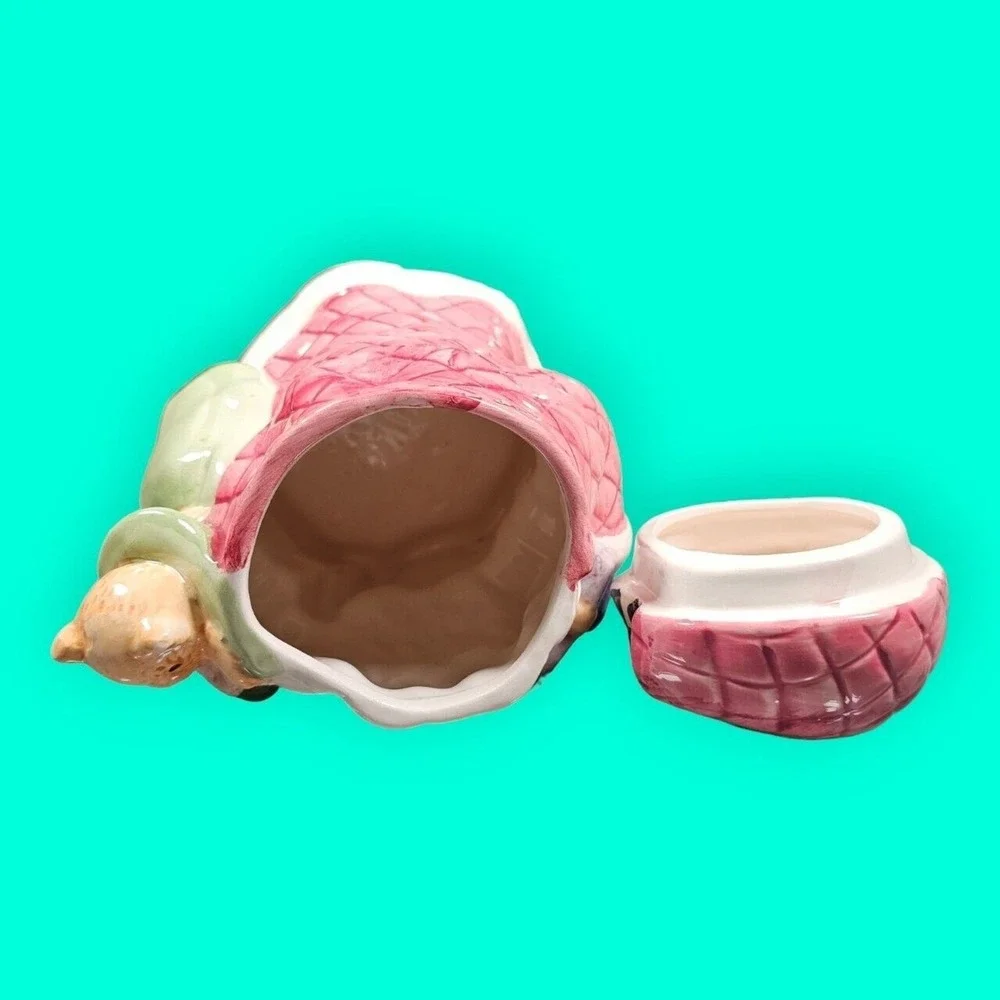 World Bazaars Holiday Collection Santa Claus Ceramic Snack Jar Pink Quilted Box